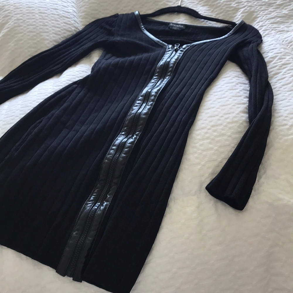Bebe Sexy Booty Dress Black zip up XS